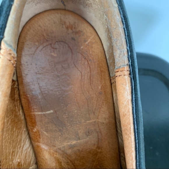 Born Leather Slip On Shoes w/Heel Size 7M - Picture 5 of 10